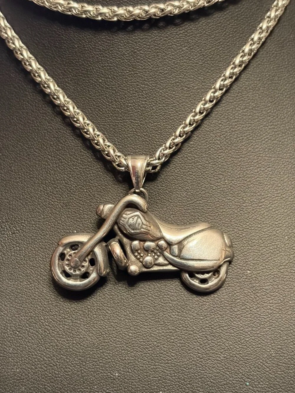 Stainless Steel HD Motorcycle Pendant Necklace (485)